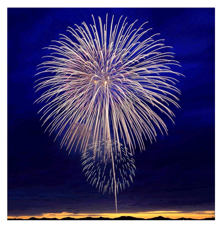 Организация фейерверков на Новый год  Великий Новгород | velikij-novgorod.salutsklad.ru